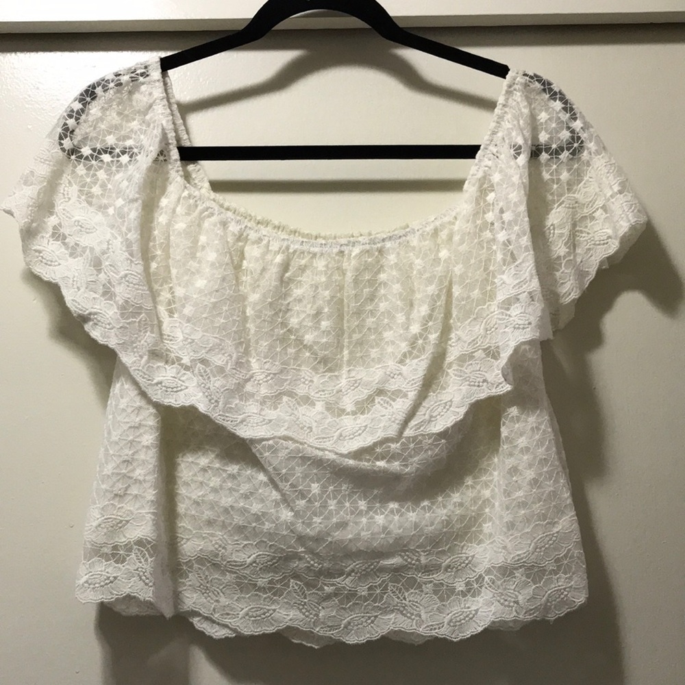 Off the Shoulder Lace Crop Top